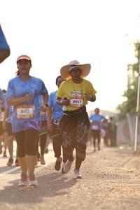 BIB: 8957, 113
                            <button type="button" onclick="openModal(3105676)" class="btn btn-primary btn-sm float-right btn-popup" data-toggle="modal" data-target=".modal-high-quality">
                        <i class="fas fa-shopping-cart"></i> Add to Cart
                    </button>
                                            <button type="button" onclick="isThisMe(3105676, true)" class="btn btn-success btn-sm float-right btn-popup btn-isme hidden" data-toggle="tooltip" data-placement="bottom" title="นี่คือรูปของคุณใช่ไหม คลิกที่นี่เพื่อเอาเข้าอัลบั้ม">
                        <i class="fas fa-plus"></i> Add to album
                    </button>
                    <button type="button" onclick="isThisMe(3105676, false)" class="btn btn-warning btn-sm float-right btn-popup btn-isnotme hidden">
                        <i class="fas fa-ban"></i> Remove from album
                    </button>